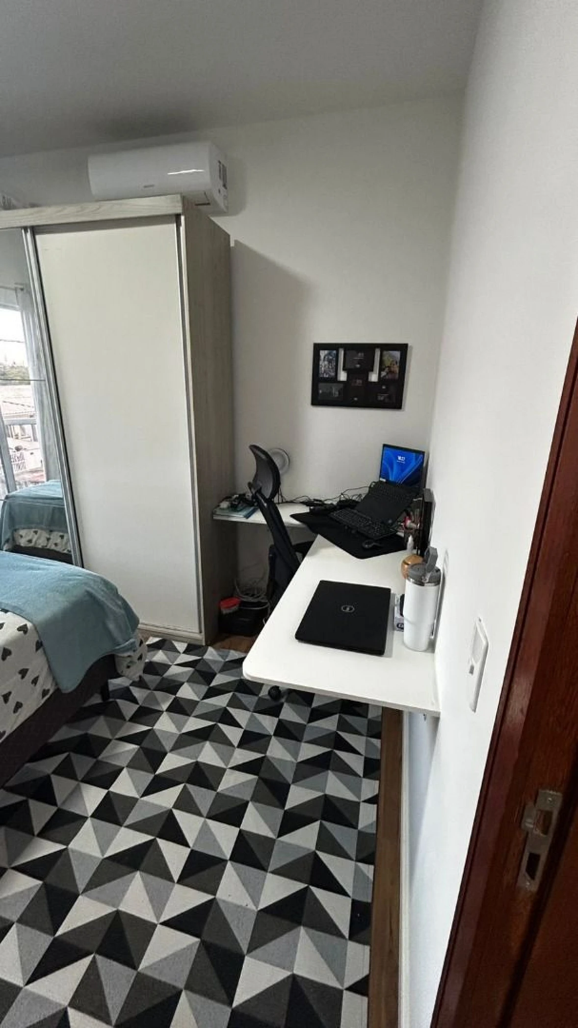 Sobrado geminado em Caminho Novo, Palhoça