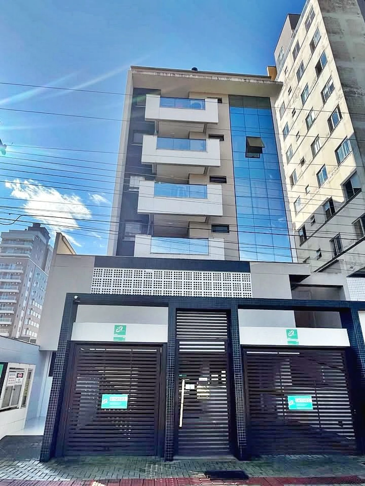 Apto 2 Quartos, 1 Suíte, 2 Vagas - Pedra Branca