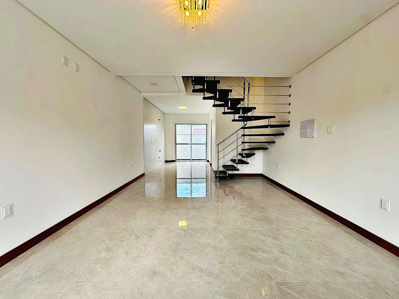 Sobrado geminado em Bela Vista, Palhoça