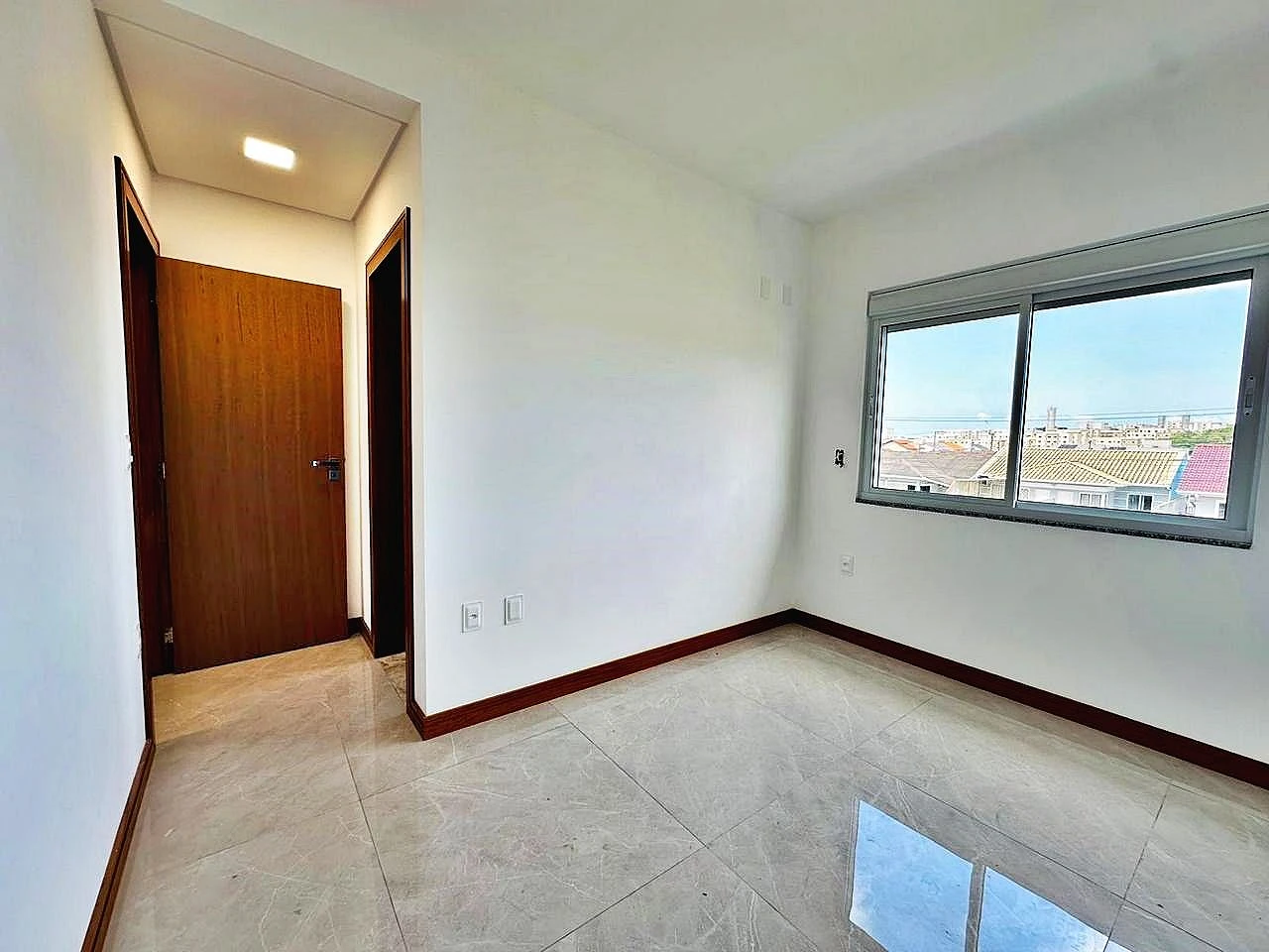 Sobrado 2 Quartos, 1 Suíte, 2 Vagas - Bela Vista Palhoça SC - Foto 8