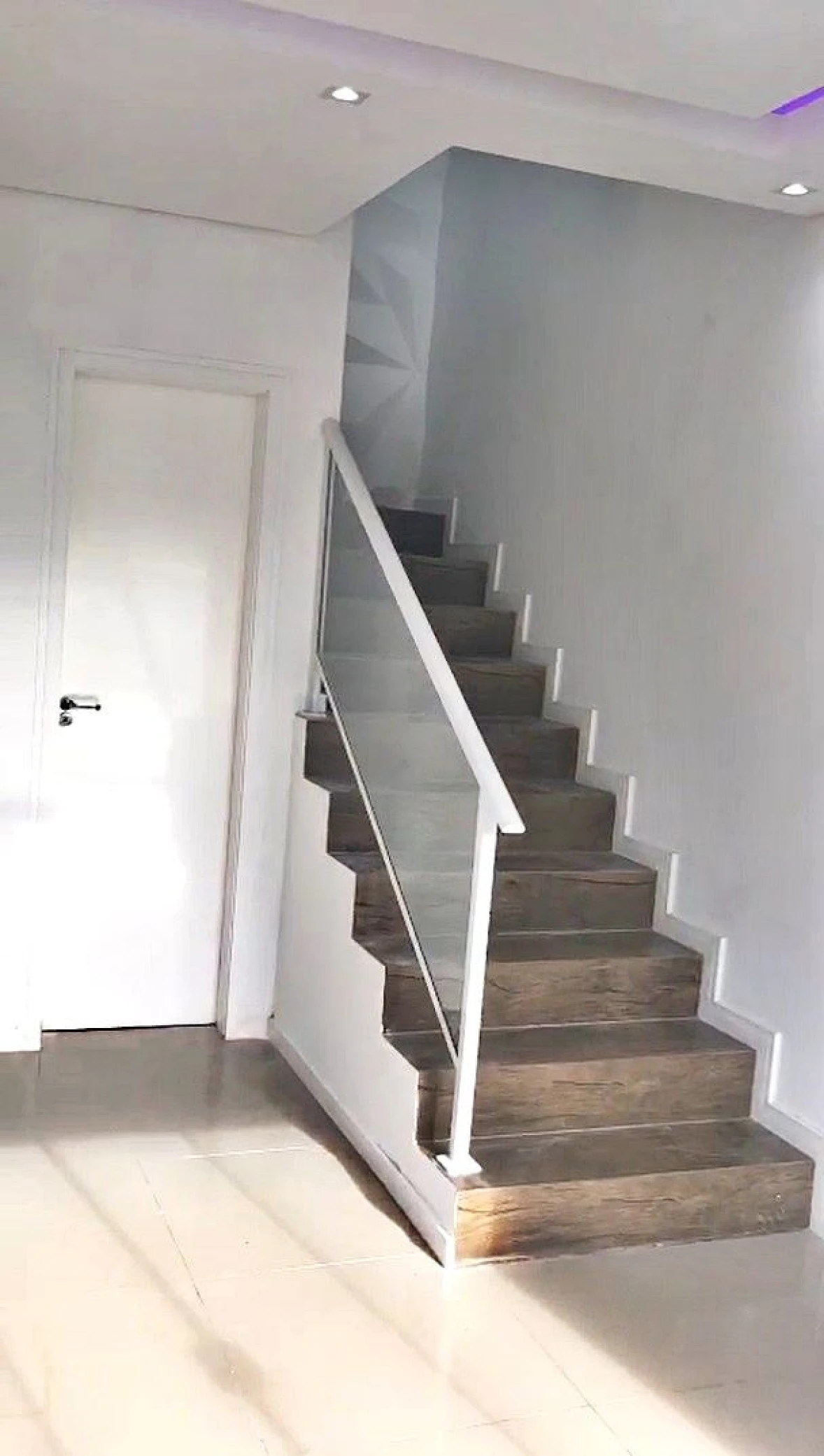 Sobrado geminado em Forquilhas, São José