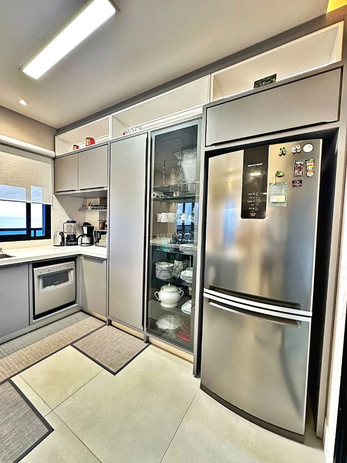 Belíssimo Apartamento Cobertura, 4 Suítes, Exuberante Vista para o Mar, 3 Vagas de Garagens, Praia de Fora, Palhoça/SC - Foto 17
