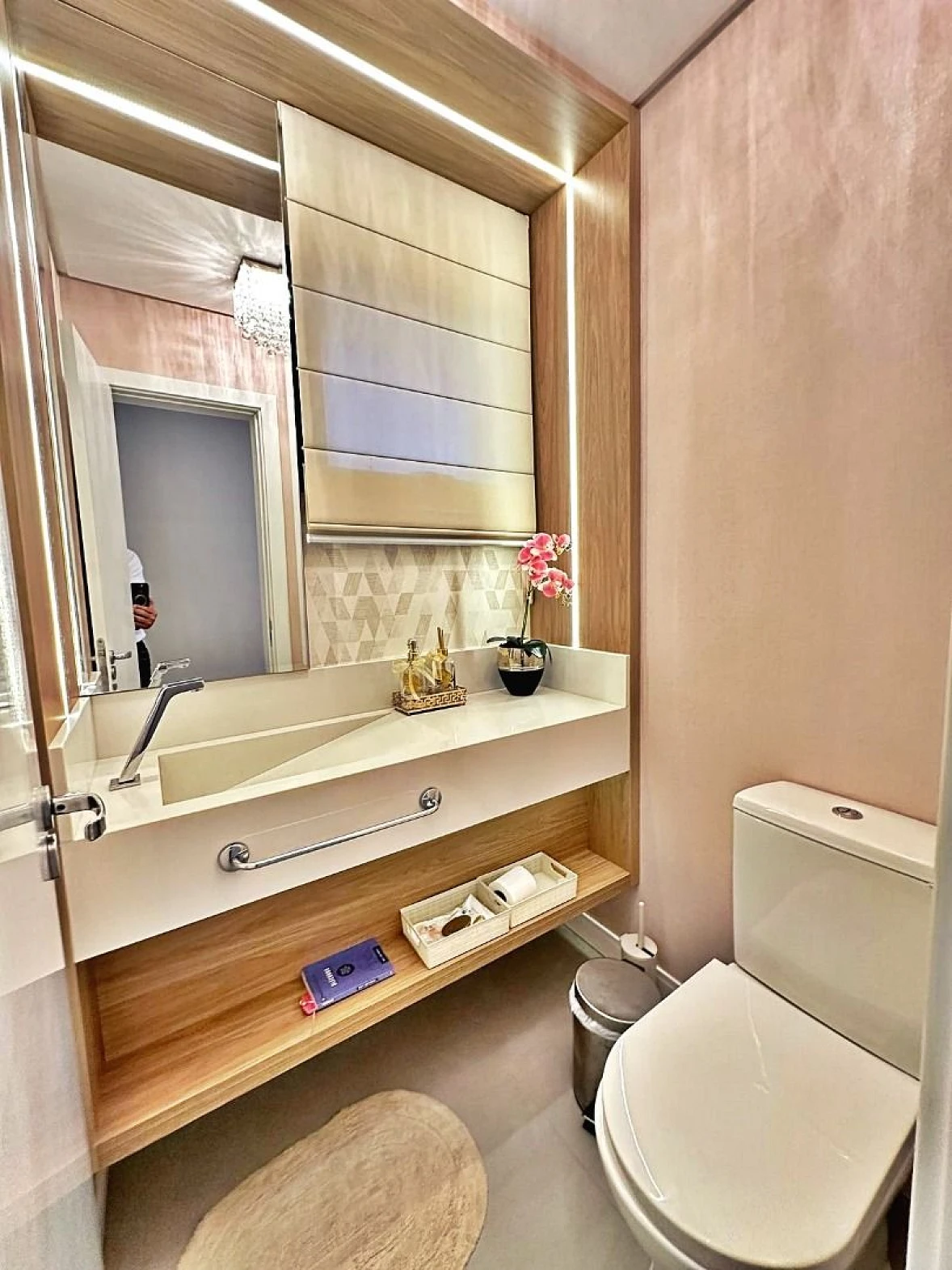 Belíssimo Apartamento Cobertura, 4 Suítes, Exuberante Vista para o Mar, 3 Vagas de Garagens, Praia de Fora, Palhoça/SC - Foto 26