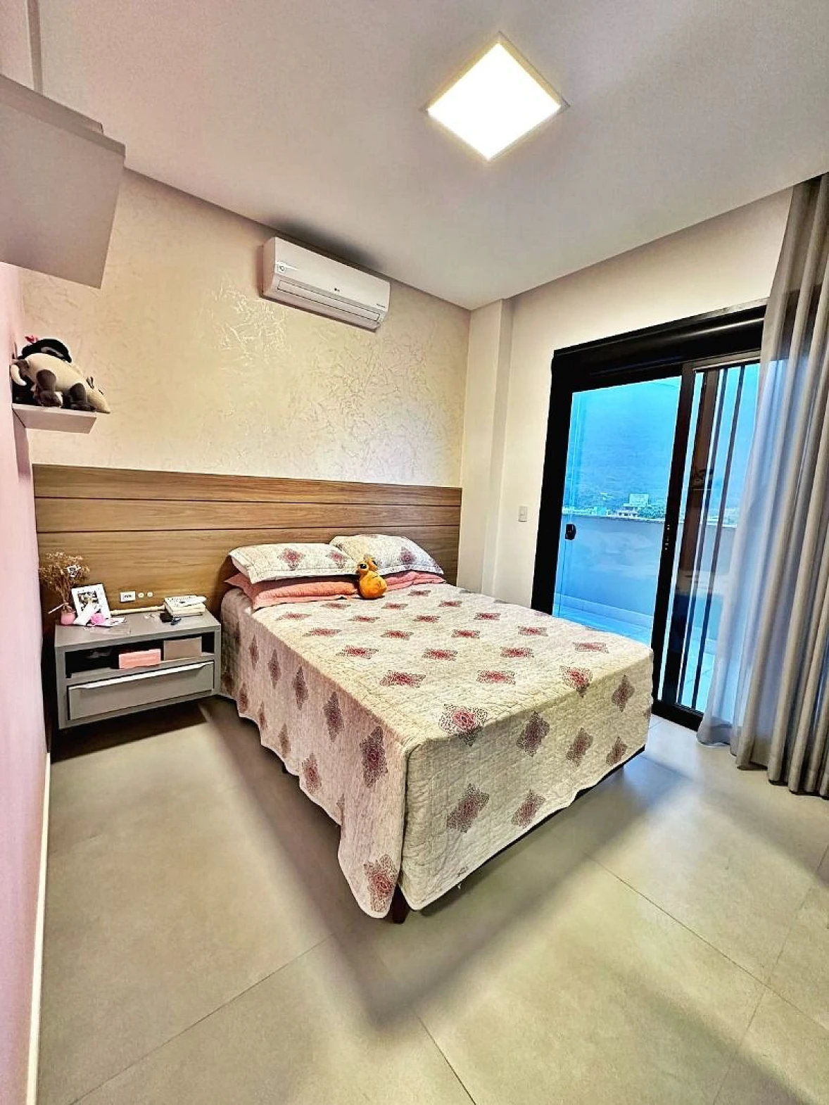Belíssimo Apartamento Cobertura, 4 Suítes, Exuberante Vista para o Mar, 3 Vagas de Garagens, Praia de Fora, Palhoça/SC - Foto 27
