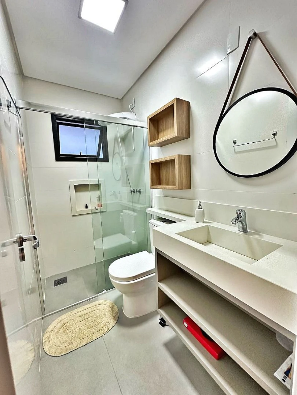 Belíssimo Apartamento Cobertura, 4 Suítes, Exuberante Vista para o Mar, 3 Vagas de Garagens, Praia de Fora, Palhoça/SC - Foto 33