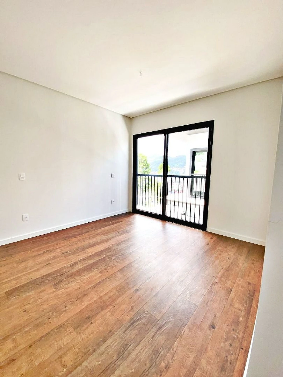 Casa 2 Quartos, 2 Suítes, 2 Vagas - Vendaval - Foto 13