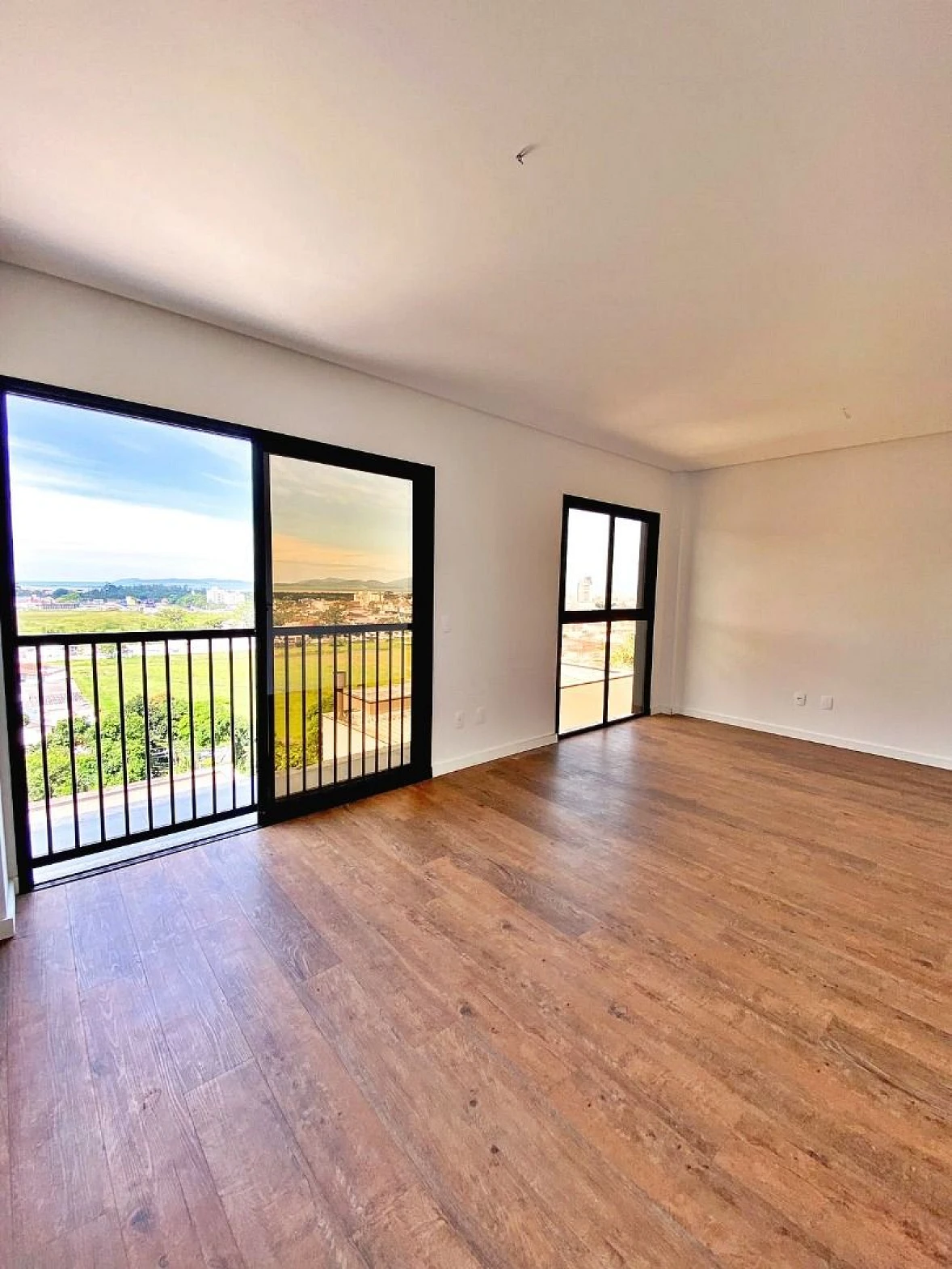 Casa 2 Quartos, 2 Suítes, 2 Vagas - Vendaval - Foto 10