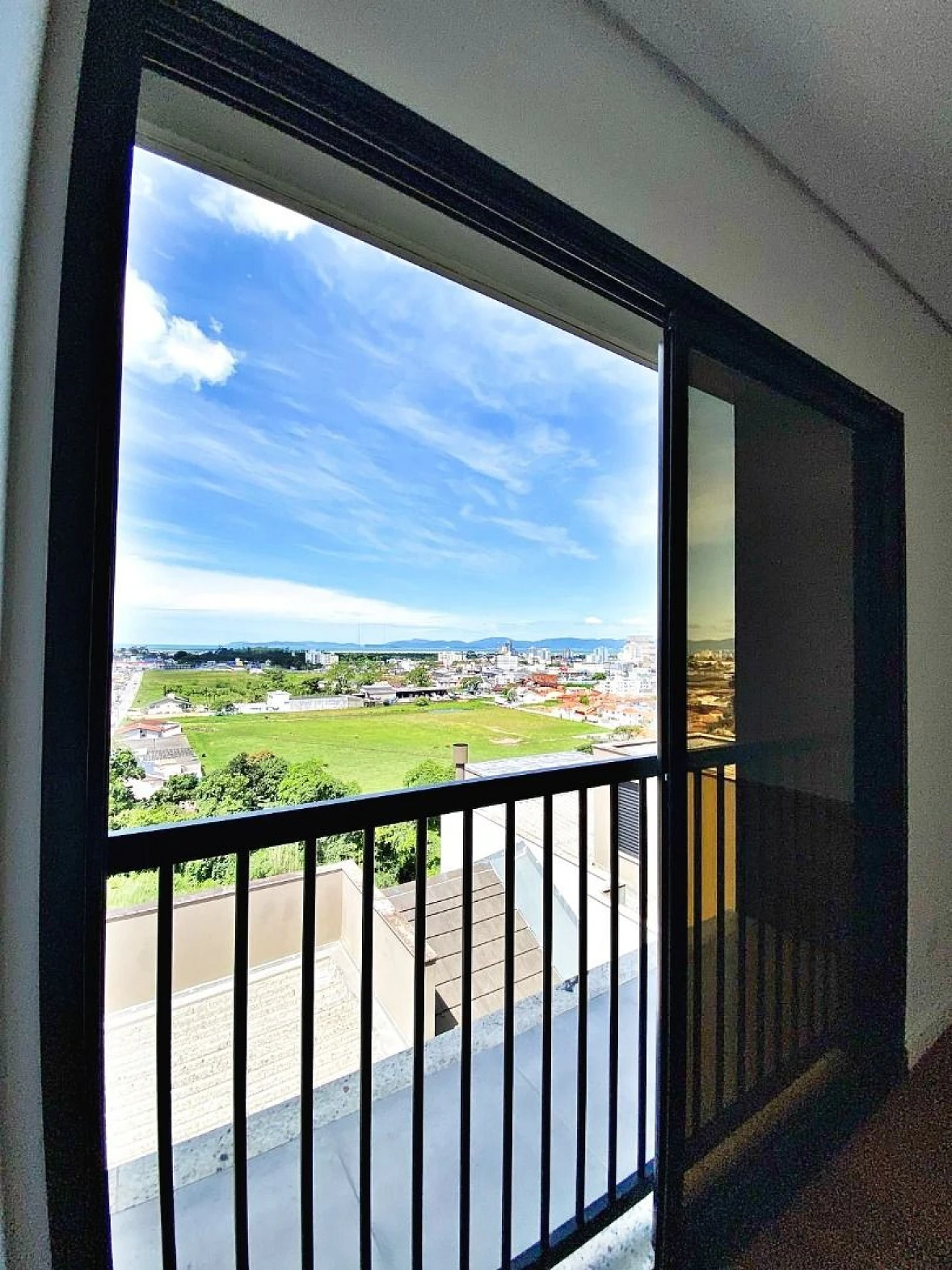 Casa 2 Quartos, 2 Suítes, 2 Vagas - Vendaval - Foto 12
