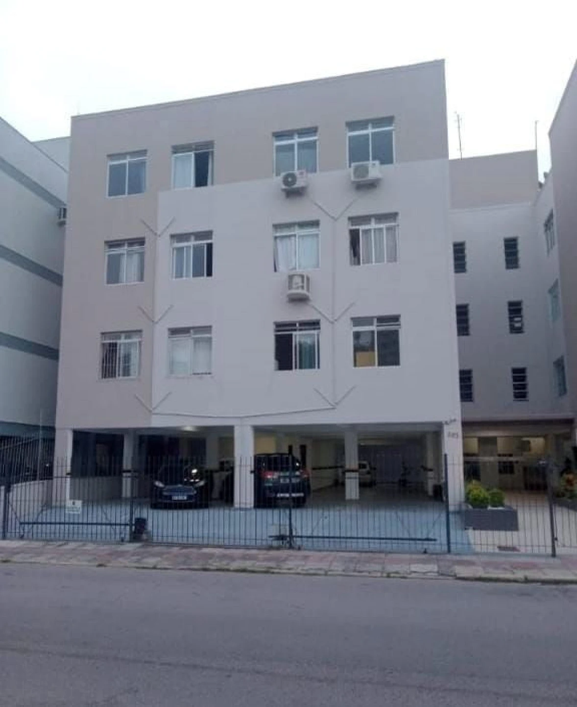 Apartamento em Kobrasol, São José