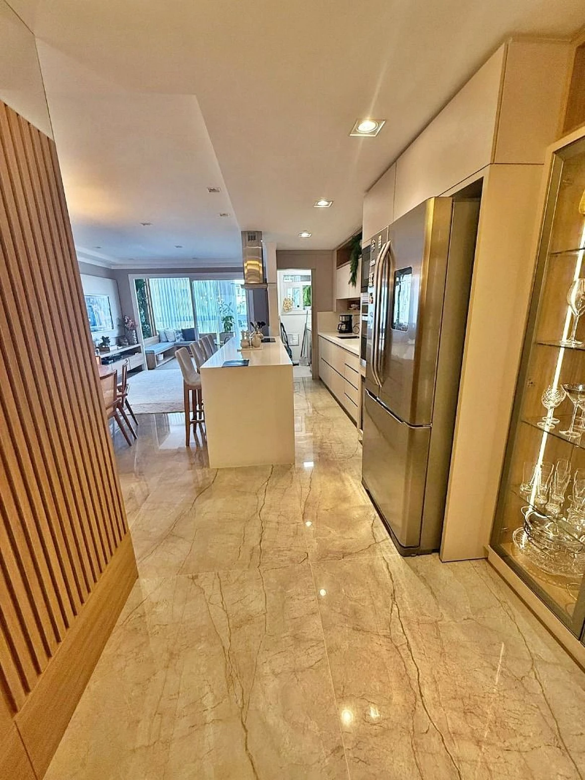 Apartamento à Venda, 96 m² - Coqueiros - Florianópolis/SC - Foto 10