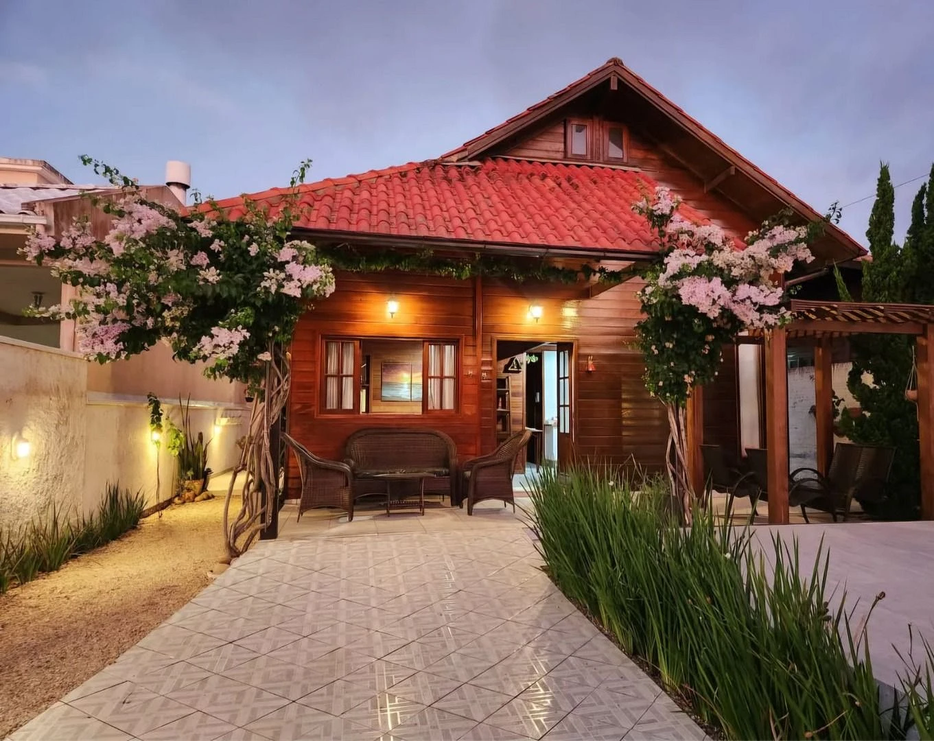 Linda Casa de Praia no Balneário Ponta do Papagaio - Palhoça/SC