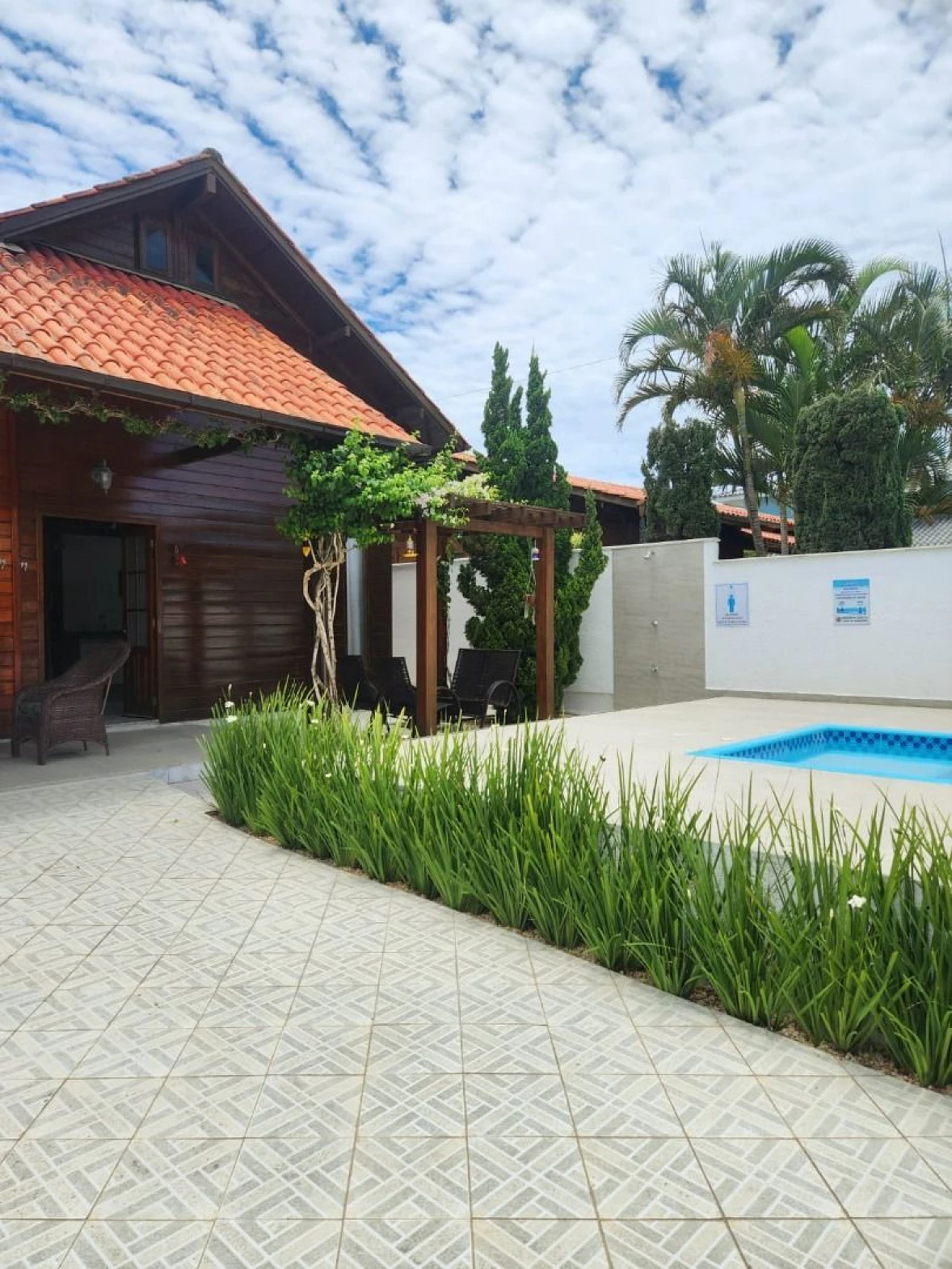 Casa em Balneário Ponta Do Papagaio (Ens Brito), Palhoça