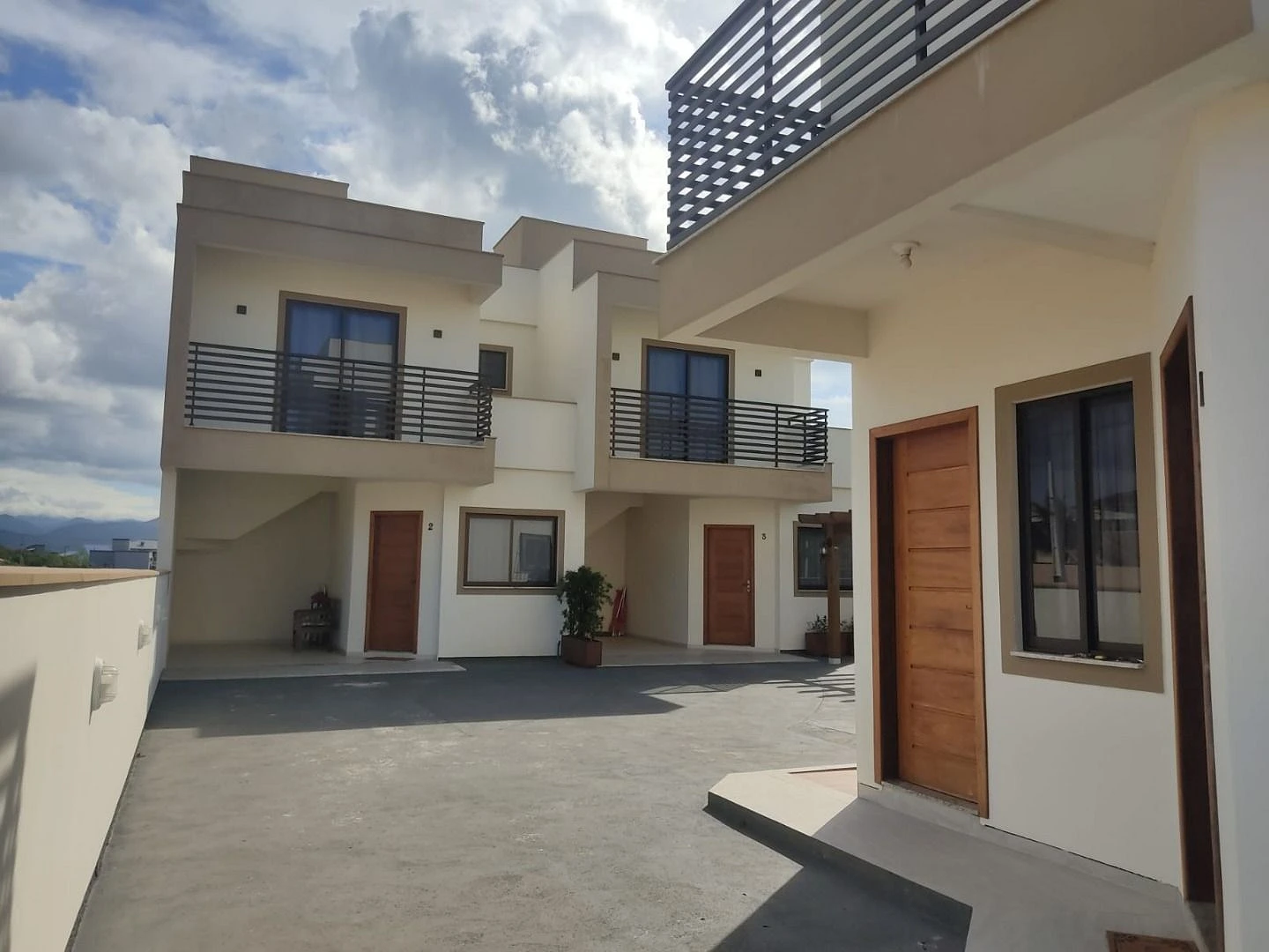 Casa em Balneário Ponta Do Papagaio (Ens Brito), Palhoça