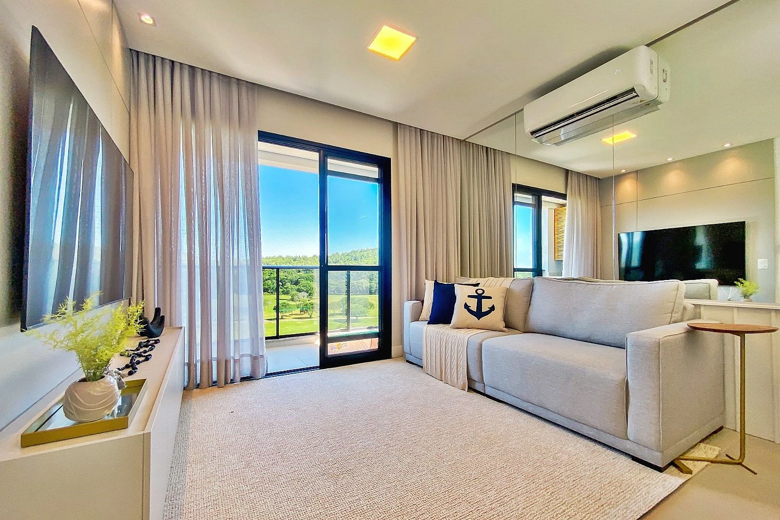 Apto 3 Quartos, 1 Suíte, 1 Vaga - Celso Ramos