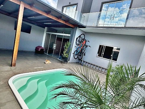 Casa em Vila Becker, Santo Amaro da Imperatriz