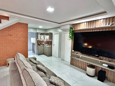 Casa em Vila Becker, Santo Amaro da Imperatriz