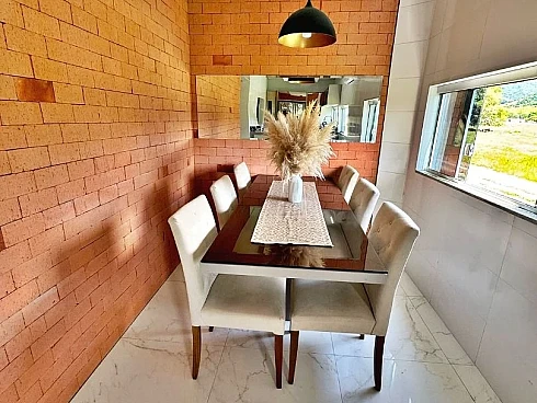 Casa em Vila Becker, Santo Amaro da Imperatriz