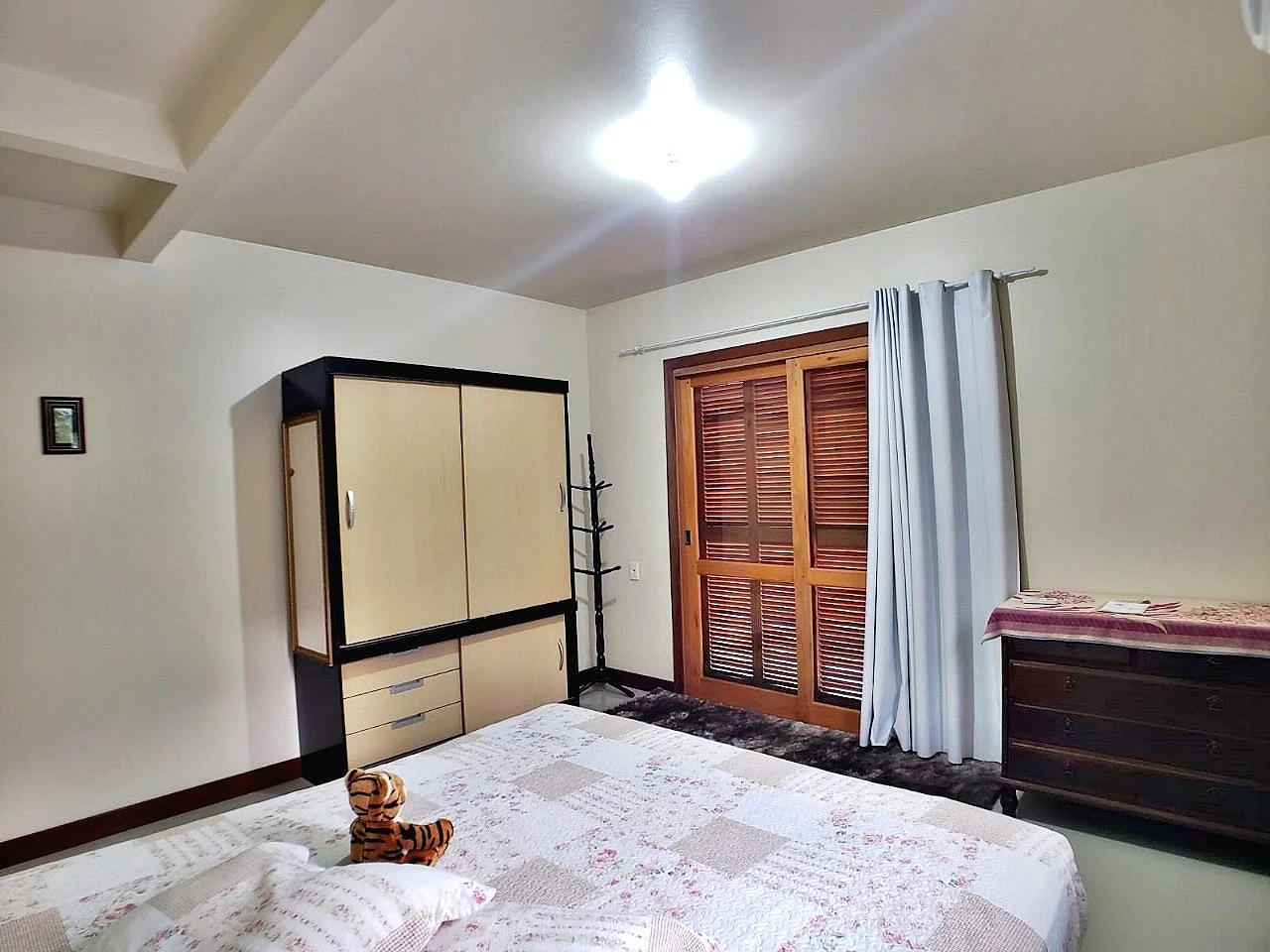Casa 3 Quartos, 2 Suítes, 2 Vagas - Praia de Fora - Foto 13