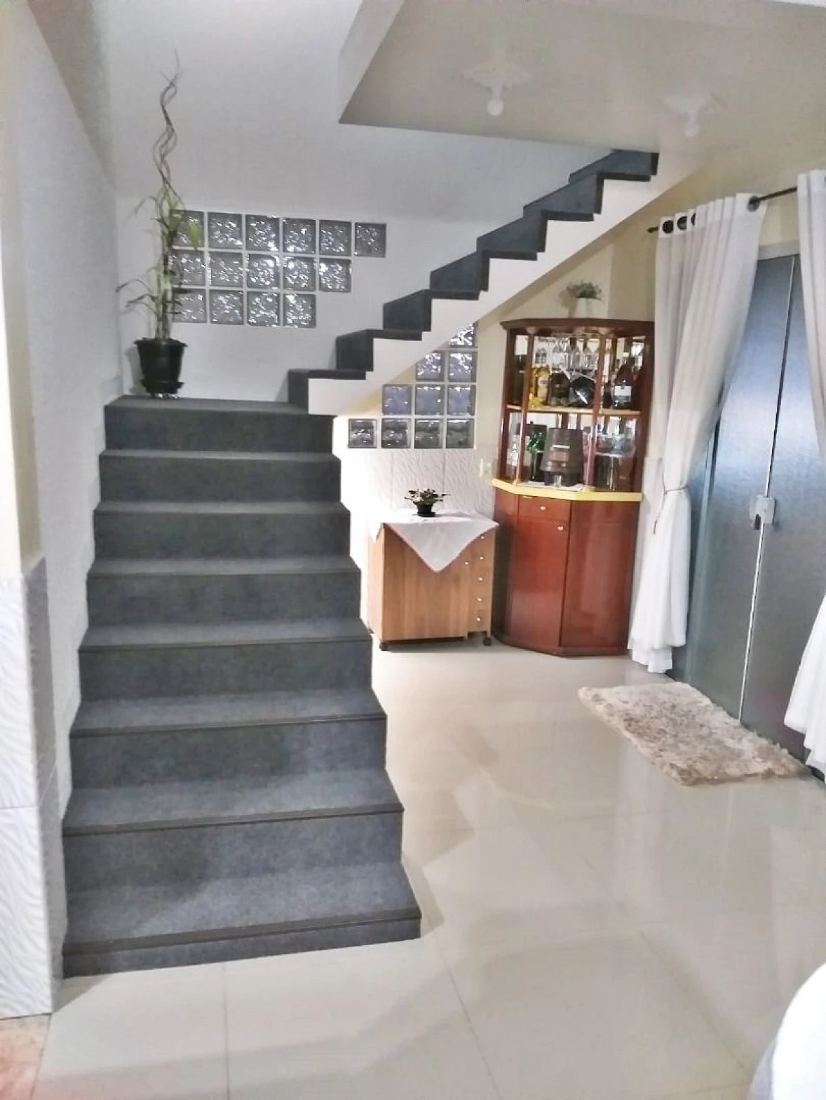 Casa 3 Quartos, 2 Suítes, 2 Vagas - Praia de Fora - Foto 7