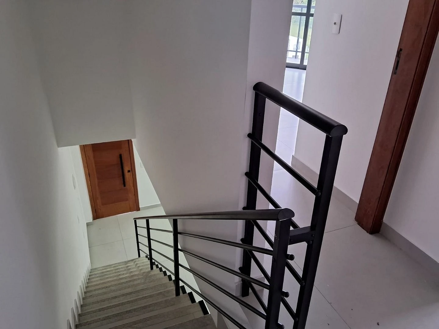 Sobrado com 3 Dorms com Suíte - Forquilhas - São José/SC - Foto 11