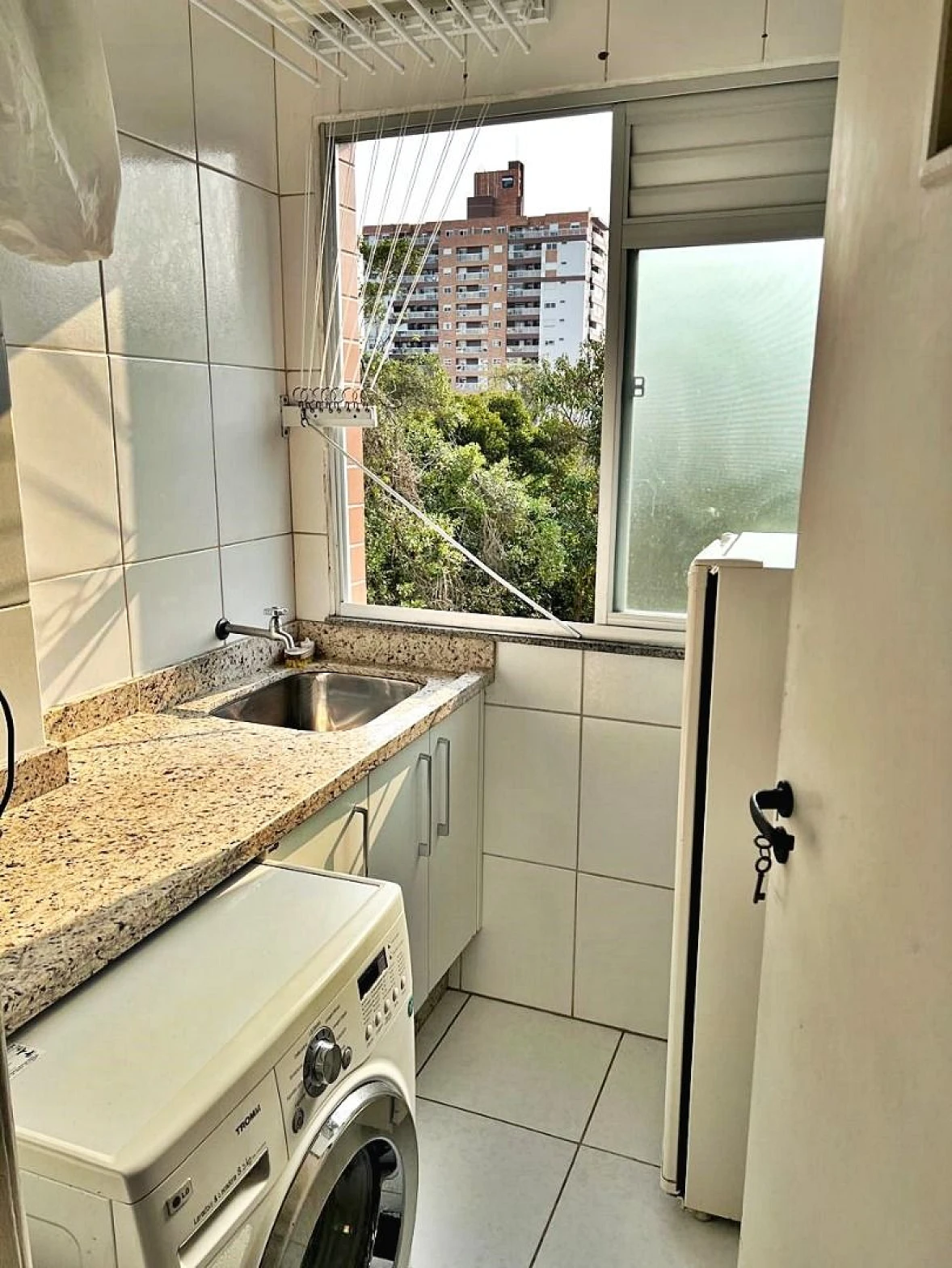Apartamento com 3 Dorms - Itacorubi - Florianópolis/SC - Foto 13
