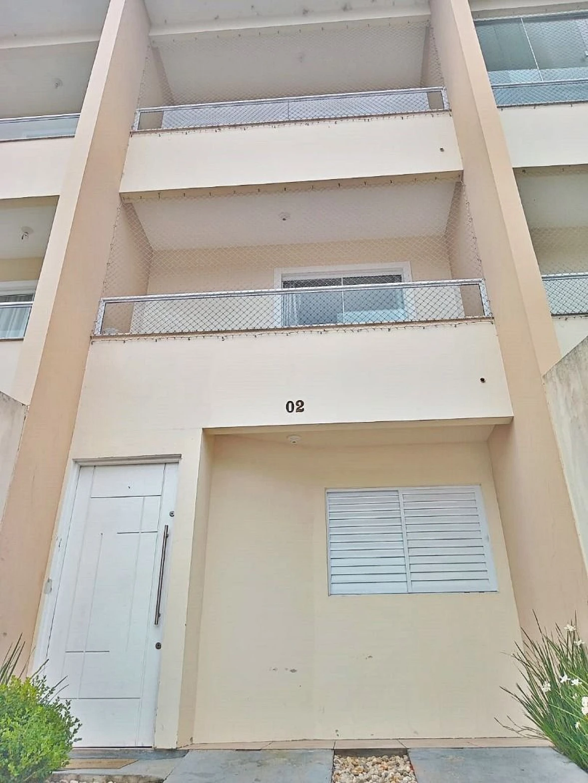 Sobrado geminado em San Marino, São José