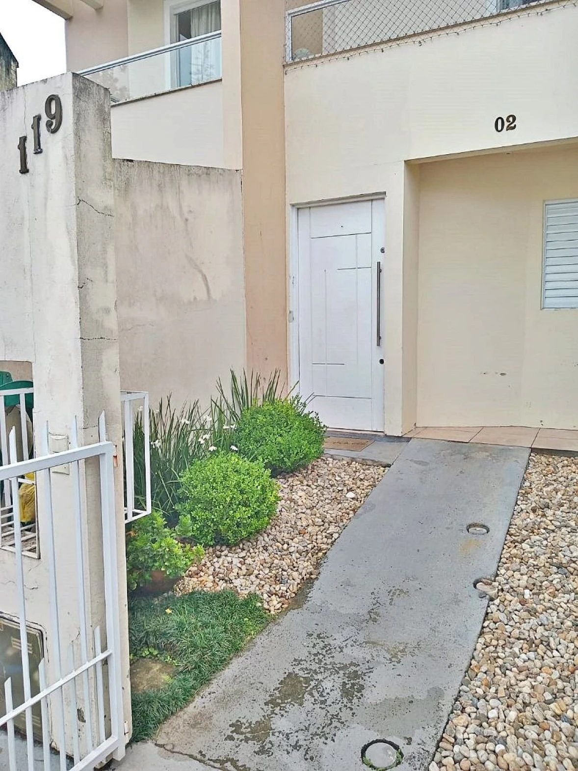 Sobrado geminado em San Marino, São José