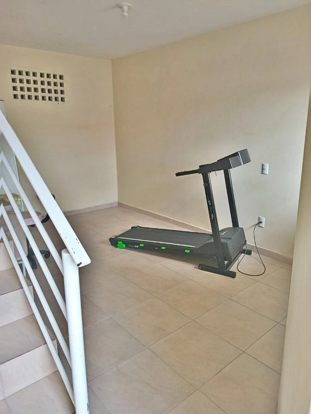 Sobrado geminado em San Marino, São José