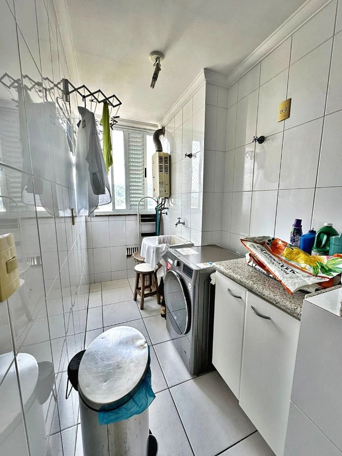 Apartamento, 3 Dormitórios, 1 Suíte, Sacada Gourmet com Churrasqueira à Carvão, Vista para o Mar, Vaga de Garagem, Bairro Kobrasol, São José - Foto 28