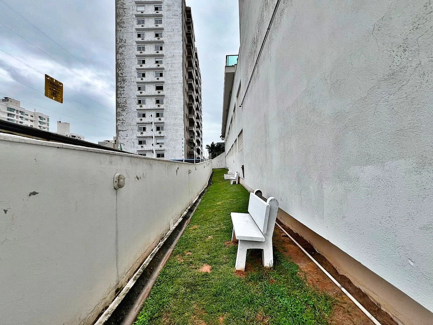 Apartamento em Barreiros, São José