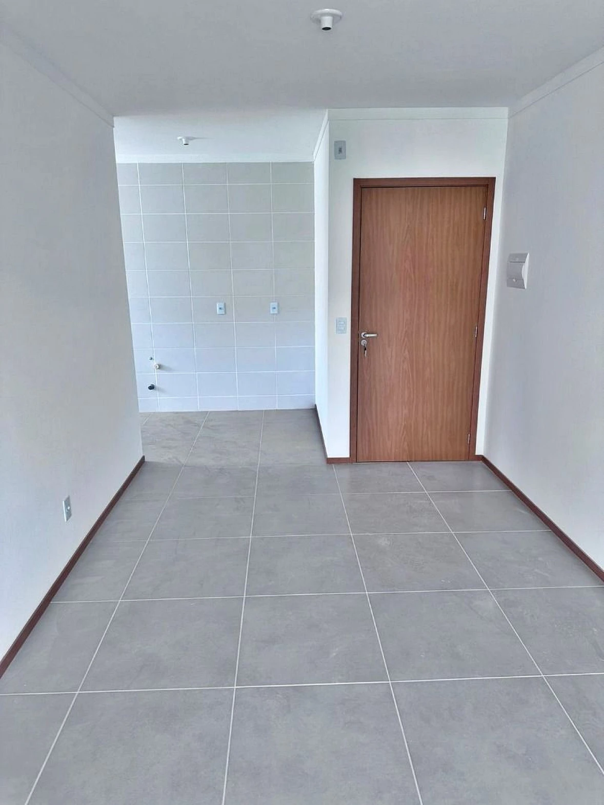 Apartamento em Fundos, Biguaçu