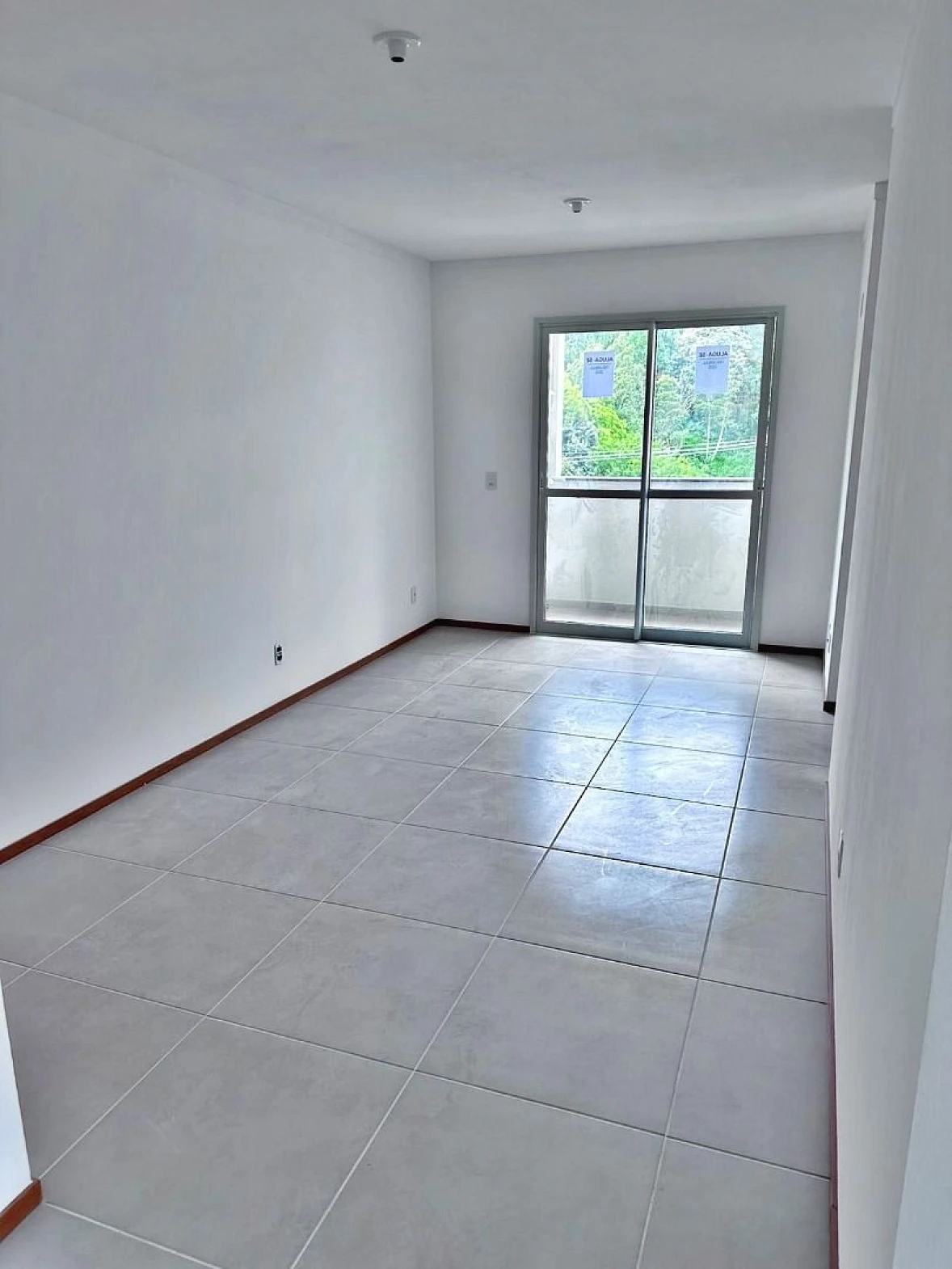 Apartamento em Fundos, Biguaçu