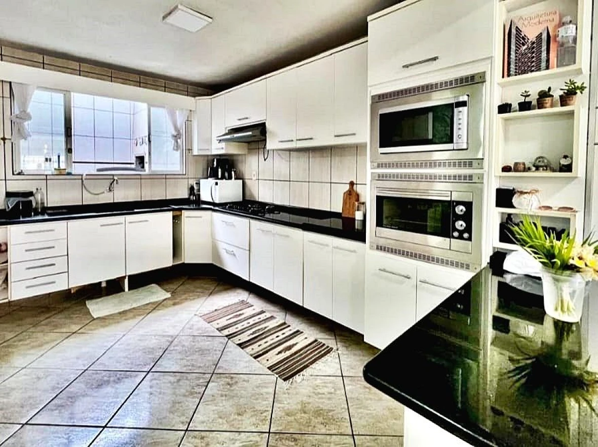 Casa 5 Quartos com 2 Suítes e 260m² - Barreiros - Foto 6