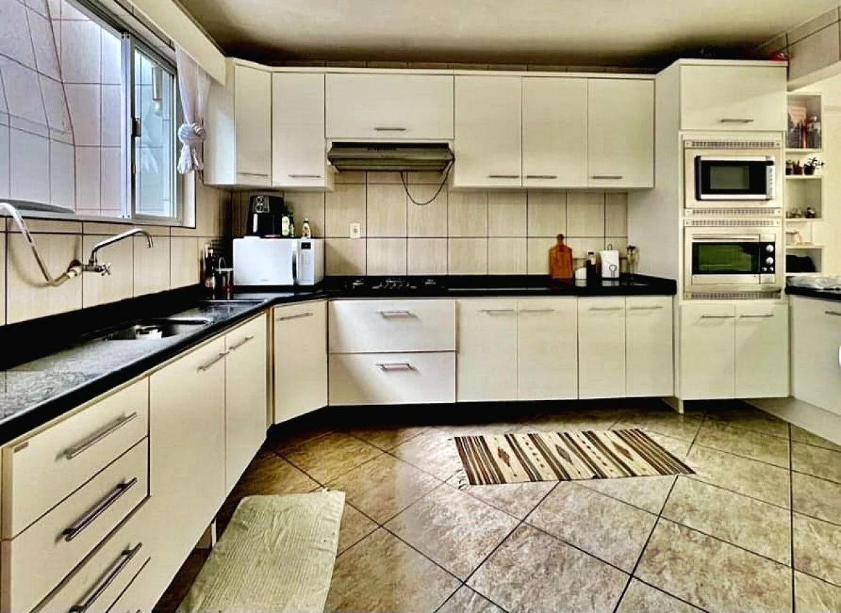 Casa 5 Quartos com 2 Suítes e 260m² - Barreiros - Foto 7