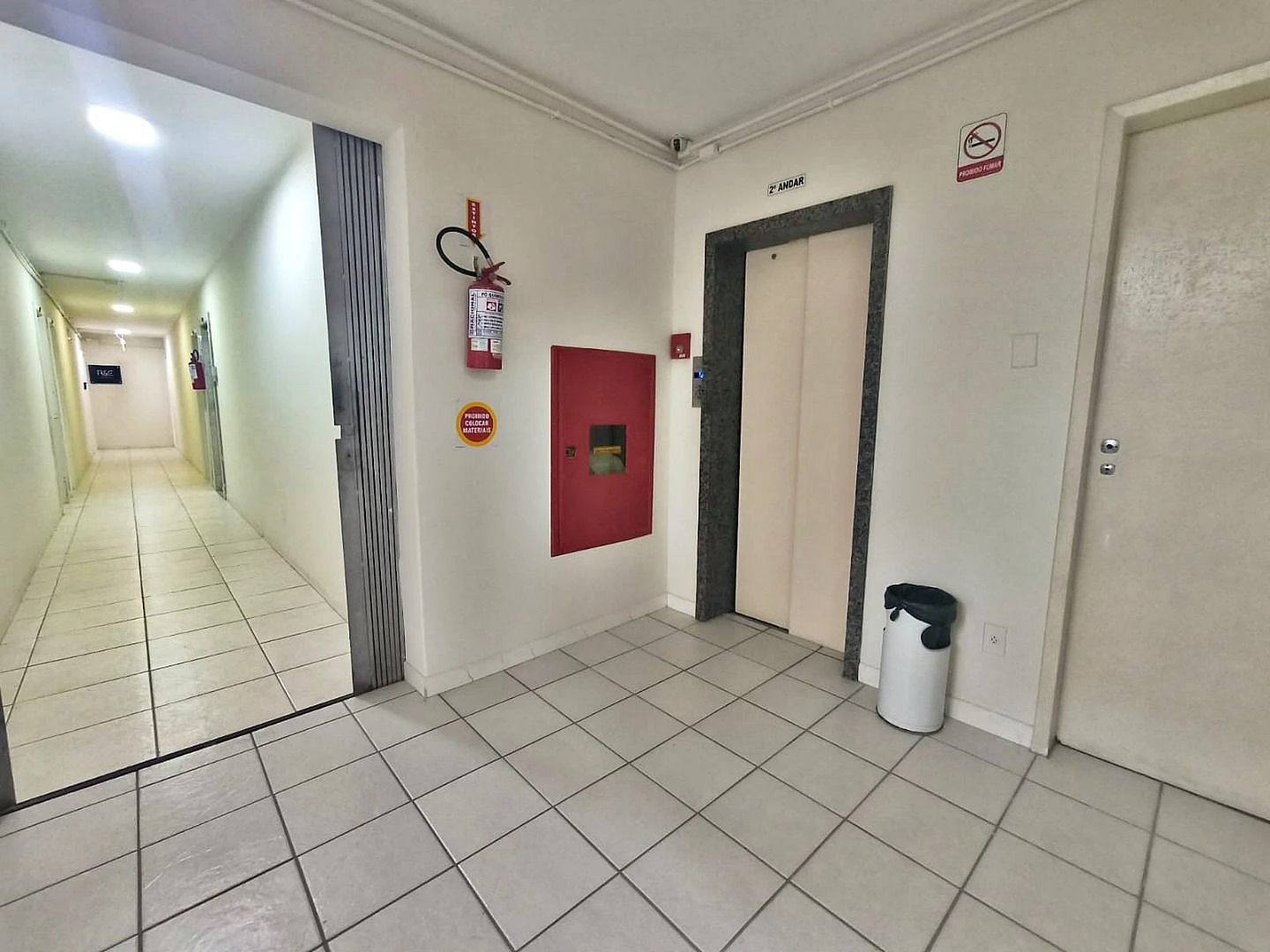 Escritório/sala em Kobrasol, São José