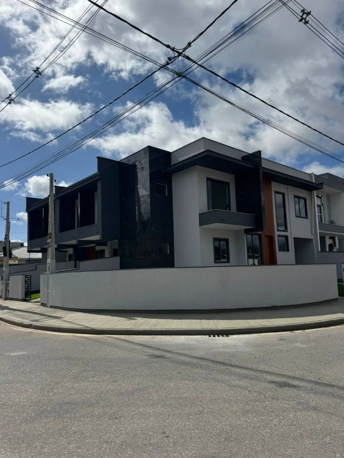 Excelente Sobrado com 3 Dormitórios e 1 Suíte - Foto 10