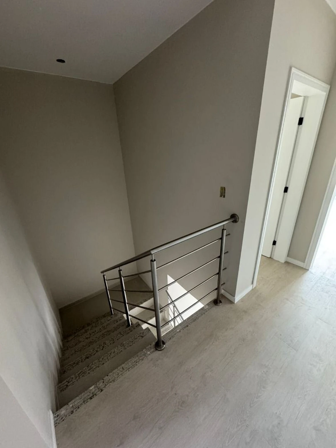 Excelente Sobrado com 3 Dormitórios e 1 Suíte - Foto 12