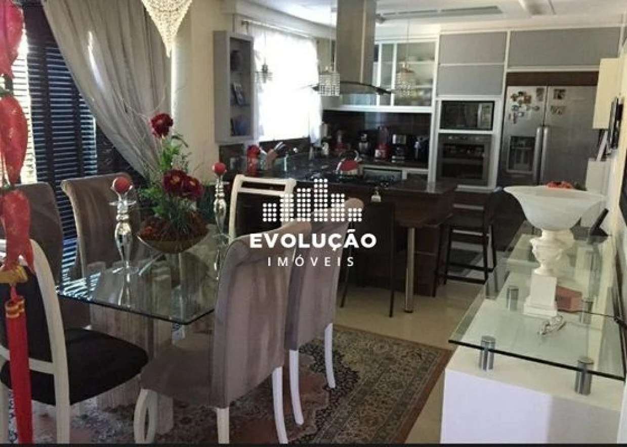 Casa com 6 Dormitórios  - Estreito - Florianópolis/SC - Foto 13