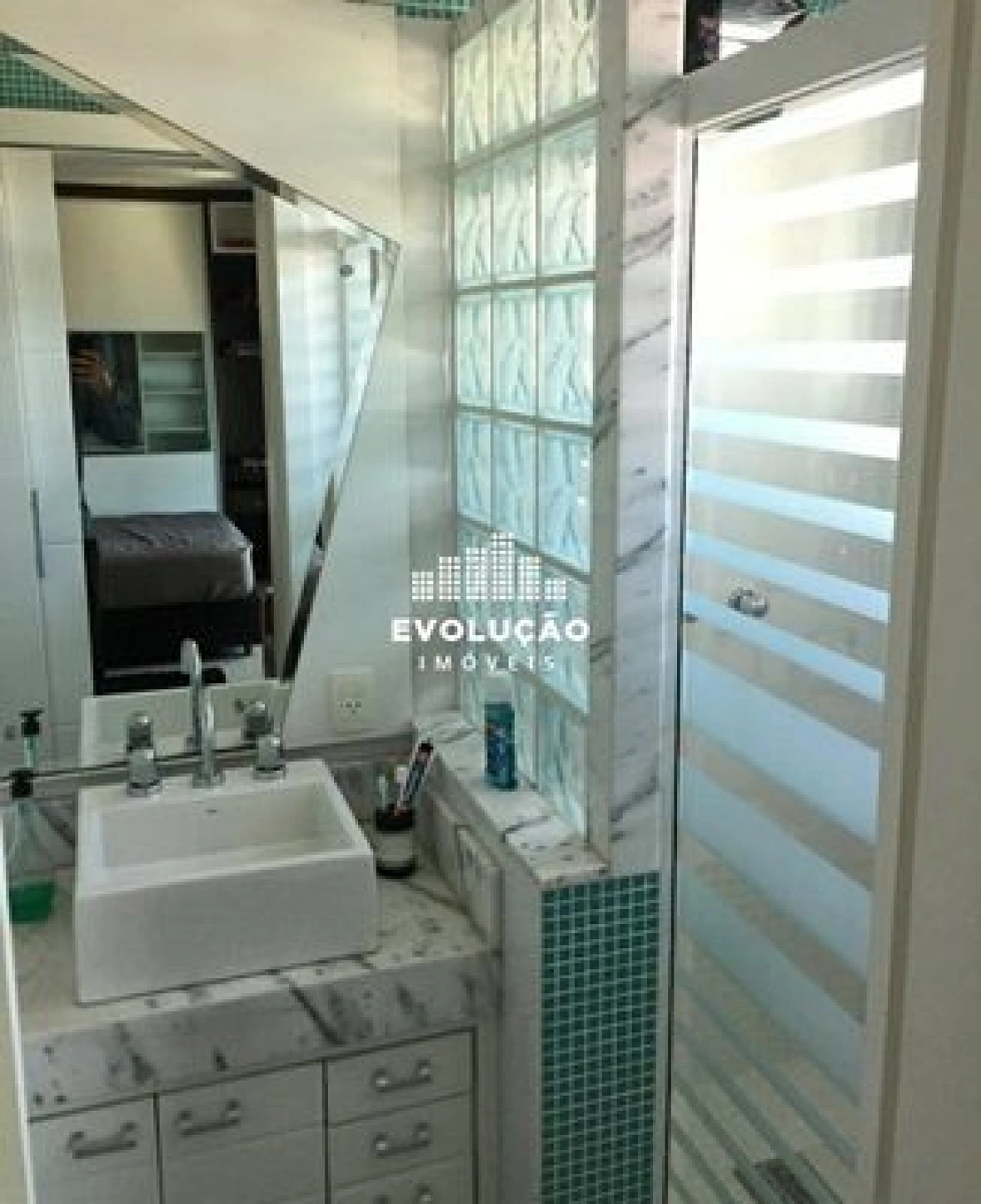 Casa com 6 Dormitórios  - Estreito - Florianópolis/SC - Foto 26