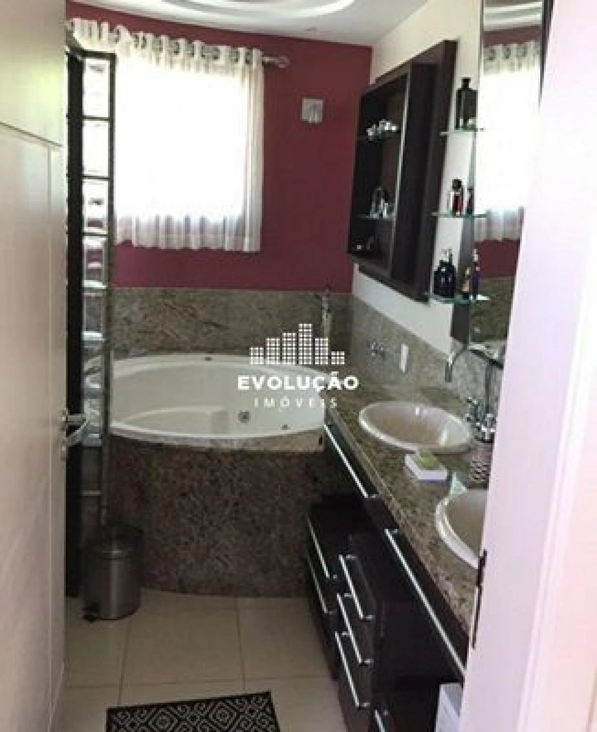 Casa com 6 Dormitórios  - Estreito - Florianópolis/SC - Foto 31