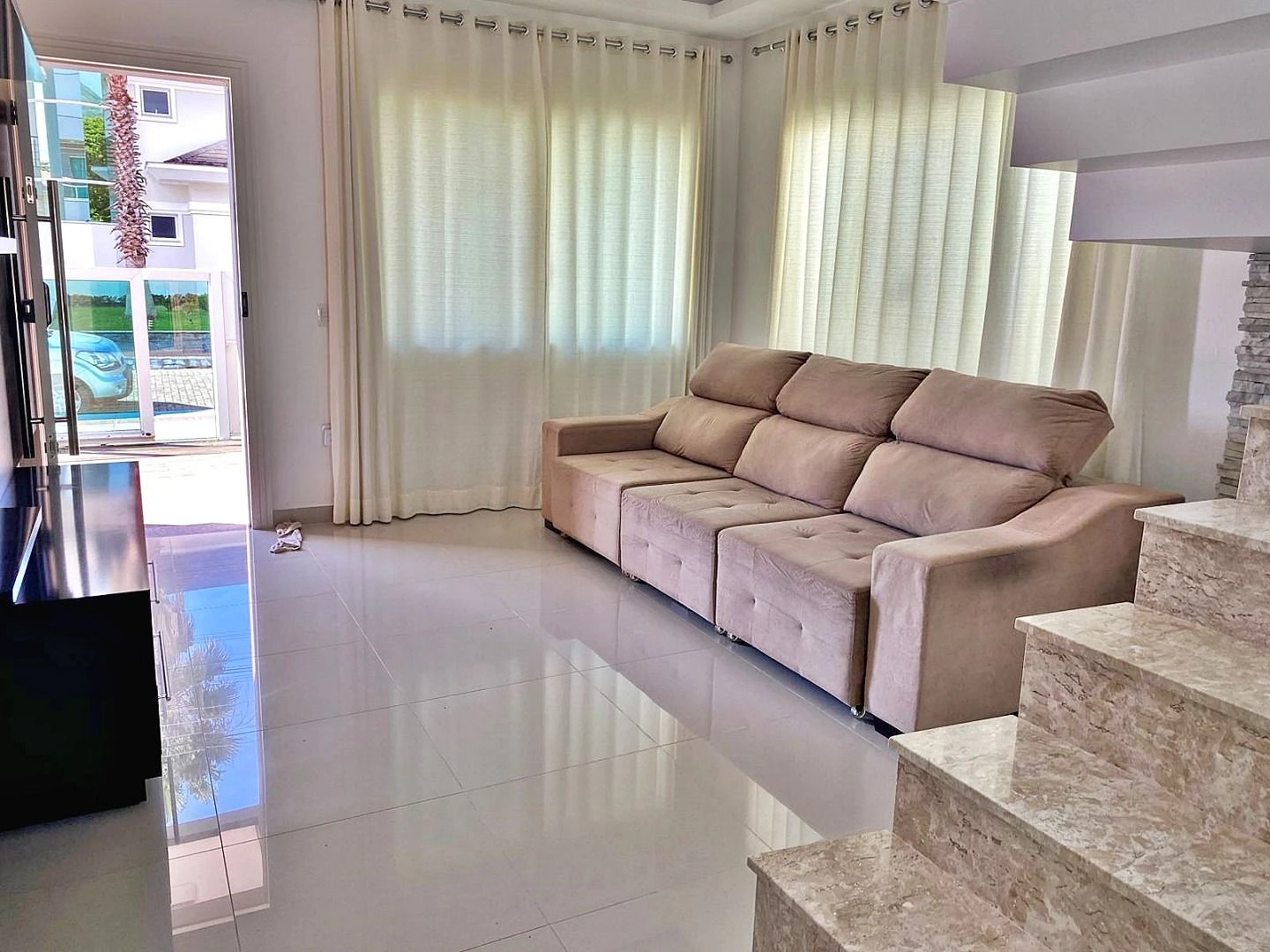Casa na Praia de Fora com 5 Quartos, sendo 2 Suítes, uma Suíte Máster com Hidromassagem e Closet - Foto 14
