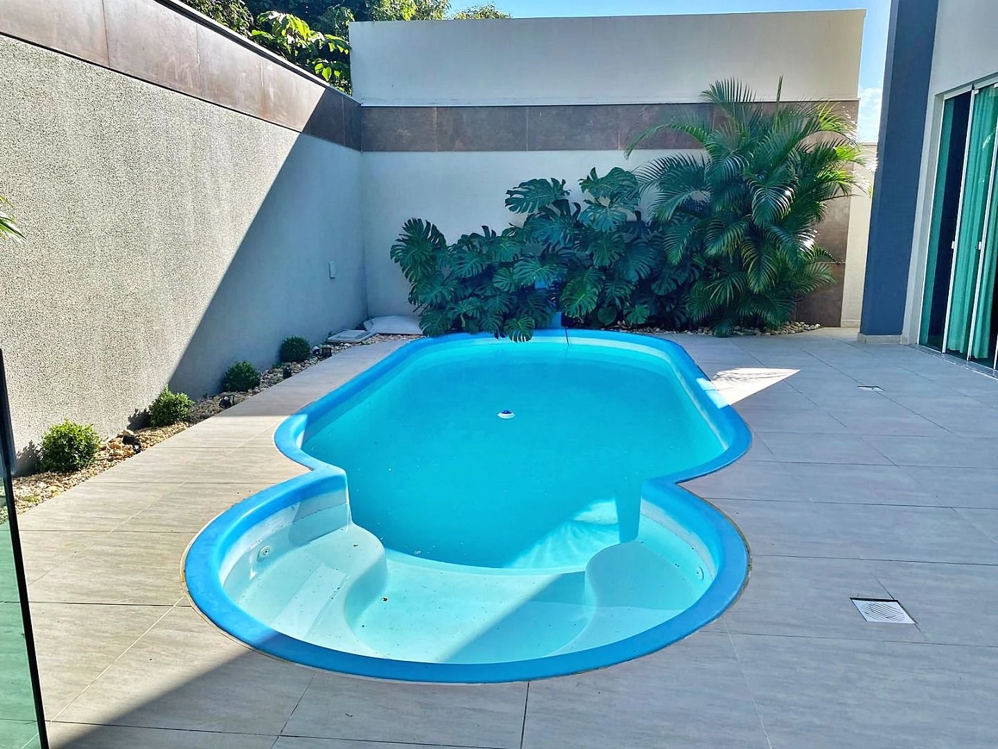Casa na Praia de Fora com 5 Quartos, sendo 2 Suítes, uma Suíte Máster com Hidromassagem e Closet - Foto 6