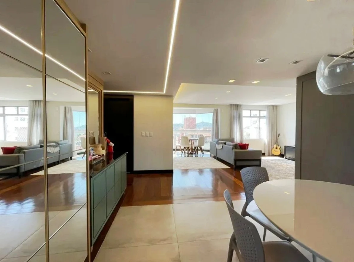 Cobertura em Balneário, Florianópolis