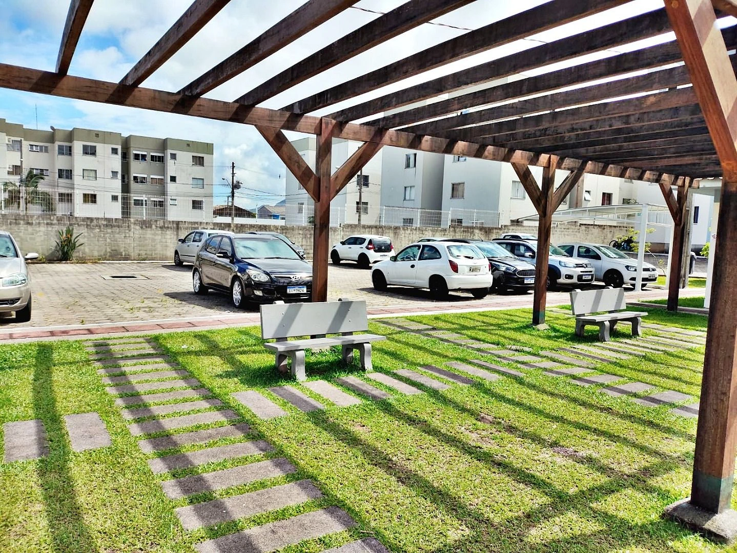 Apto 2 Quartos, Sacada, 1 Vaga, Lazer - Fundos - Foto 24