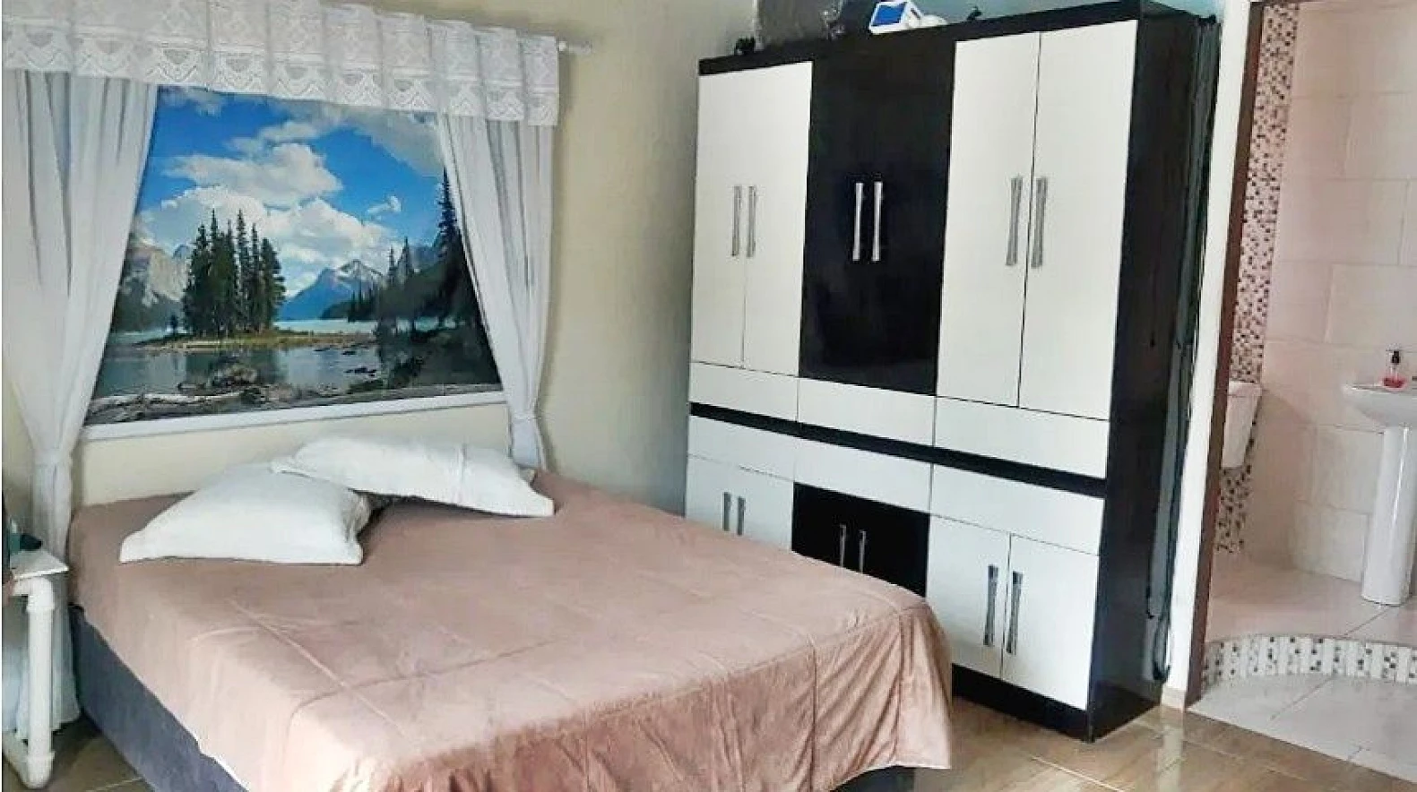 Sobrado geminado em São Sebastião, Palhoça