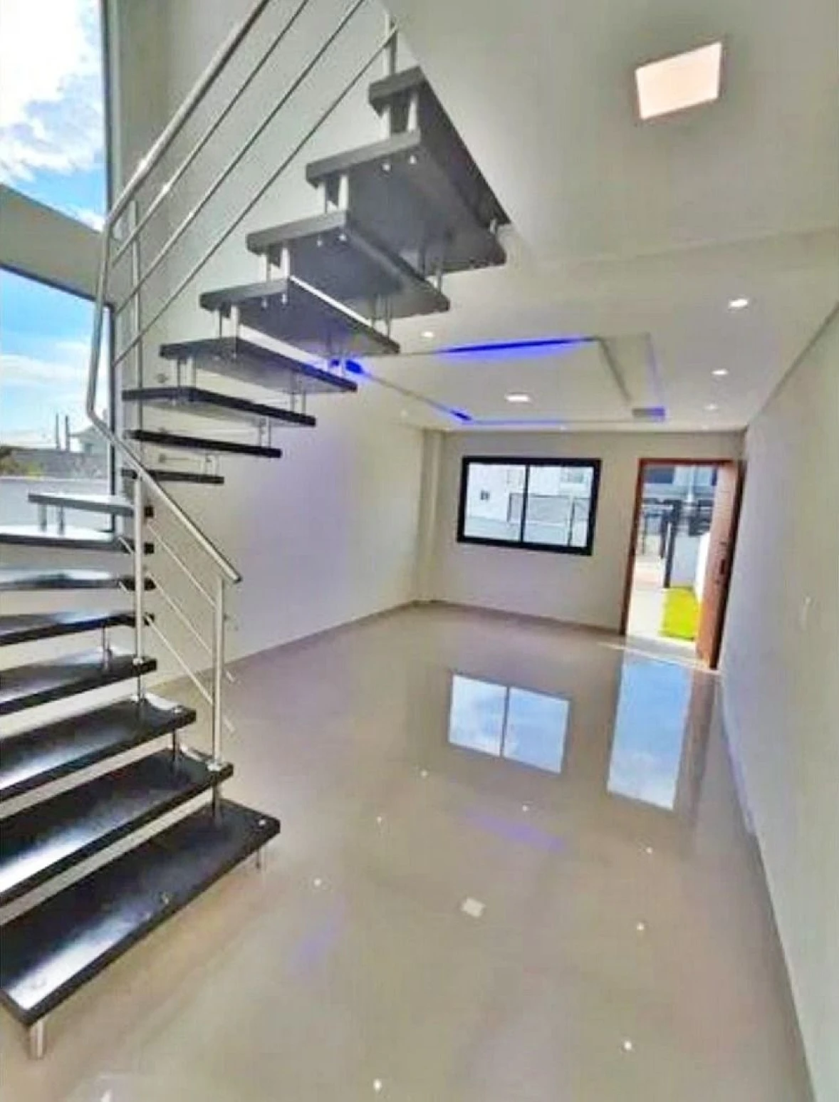 Sobrado geminado em Aririú, Palhoça