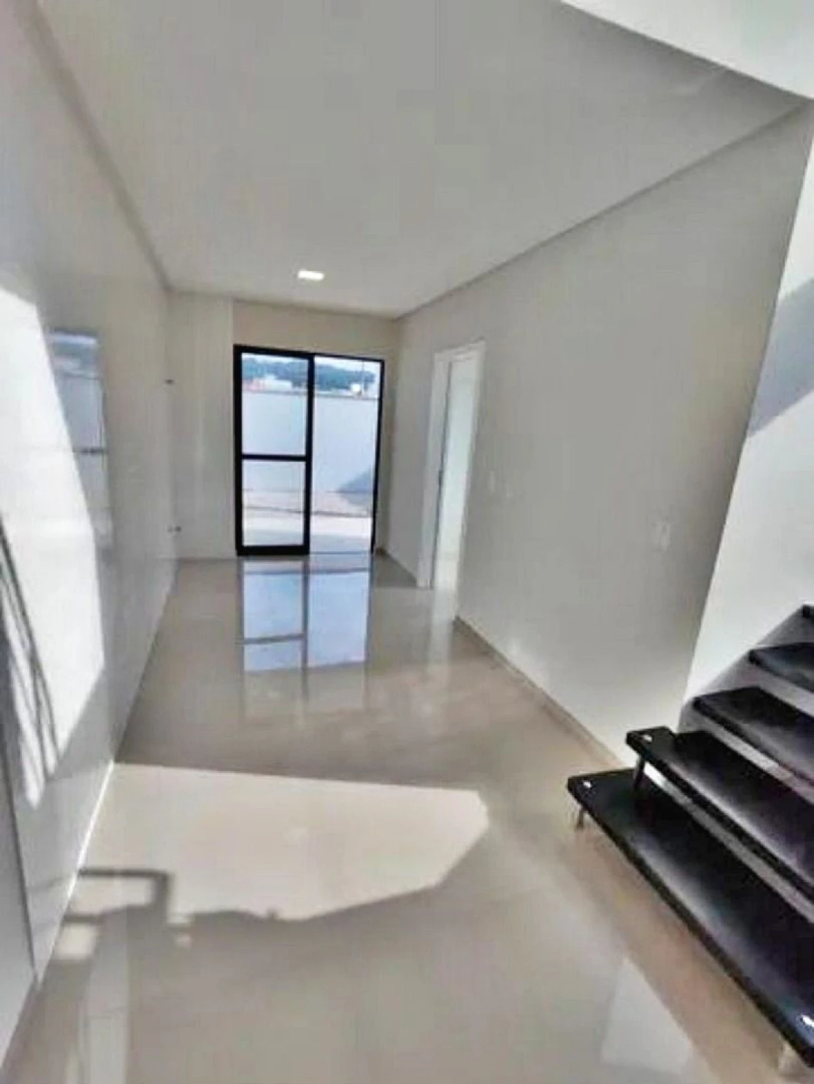 Sobrado geminado em Aririú, Palhoça