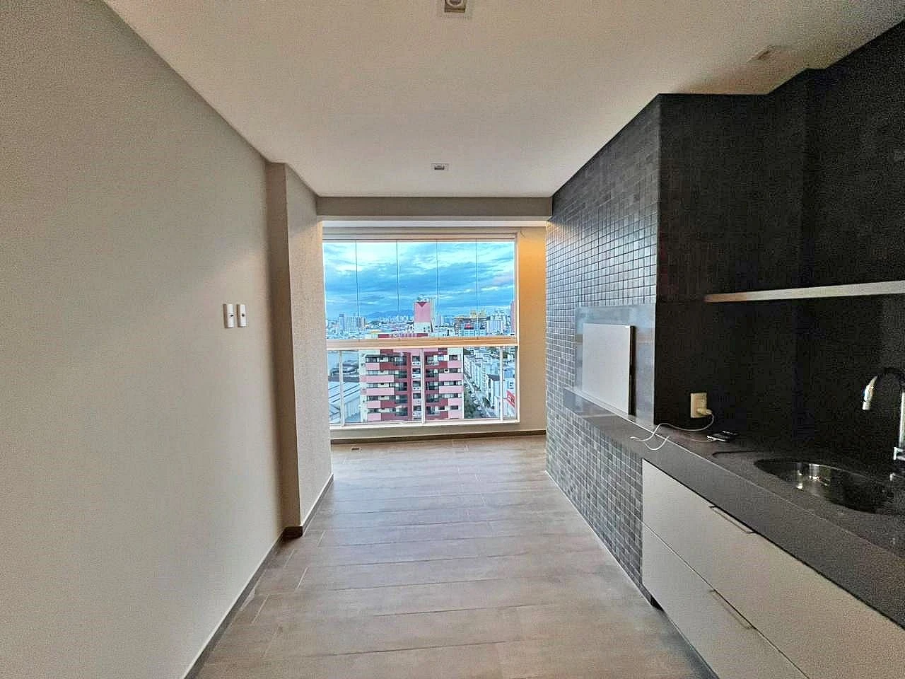 Apartamento em Kobrasol, São José