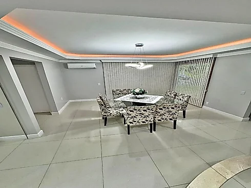 Casa em Vila Santana, Santo Amaro da Imperatriz
