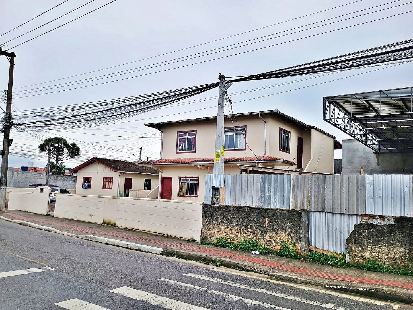 Casa + 04 Aptos, Terreno de Esquina - Barra do Aririú - Palhoça/SC - Foto 8